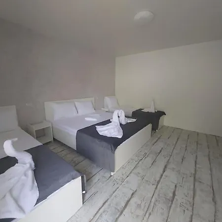 Casa Elena 2 Guest house
